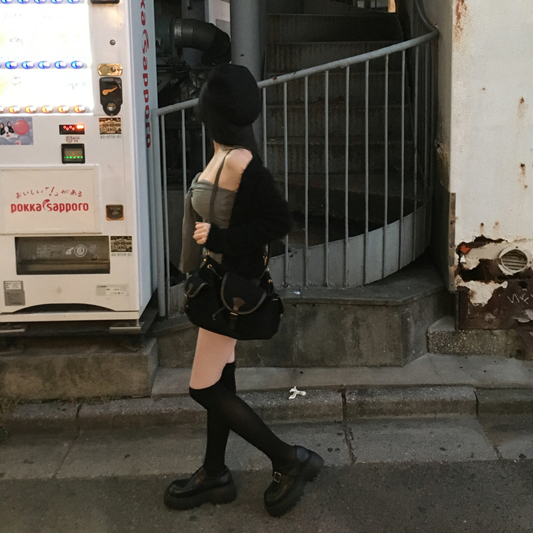 메리드 6cm 통굽 버클 가죽 스웨이드 로퍼 블랙