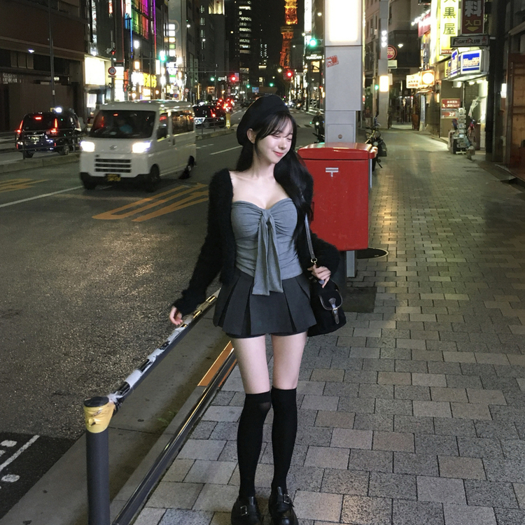 레틴 플리츠 핀턱 체크 미니 스커트 블랙