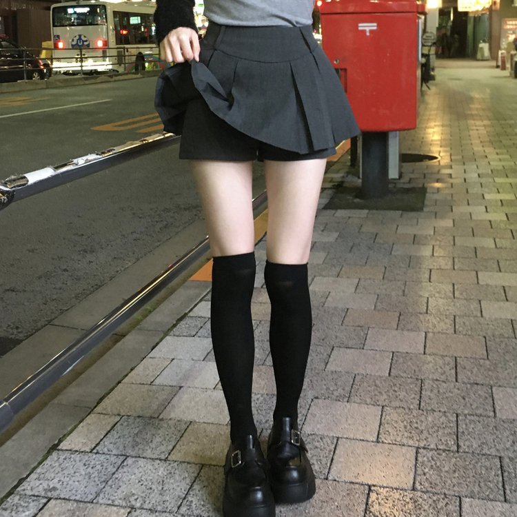 레틴 플리츠 핀턱 체크 미니 스커트 블랙