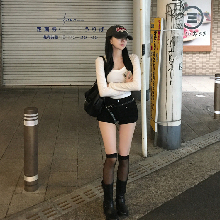 보나 절개 리벳 스판 3부 숏팬츠 블랙