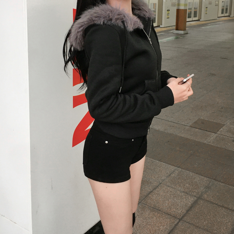 보나 절개 리벳 스판 3부 숏팬츠 블랙