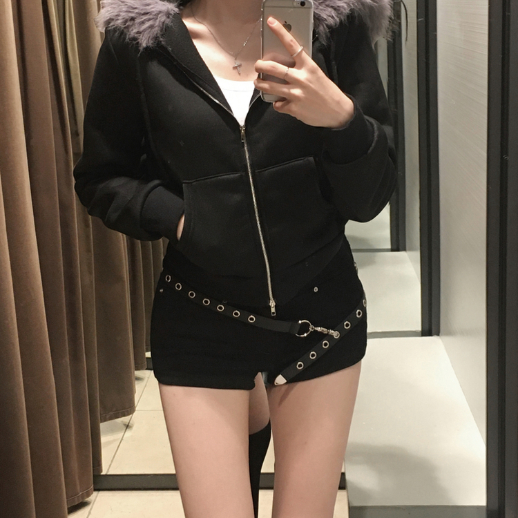 보나 절개 리벳 스판 3부 숏팬츠 블랙