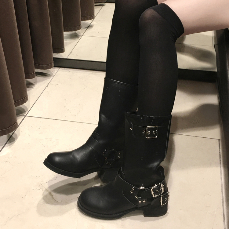 로벨 버클 바이크 하프 미들 통굽 부츠 블랙