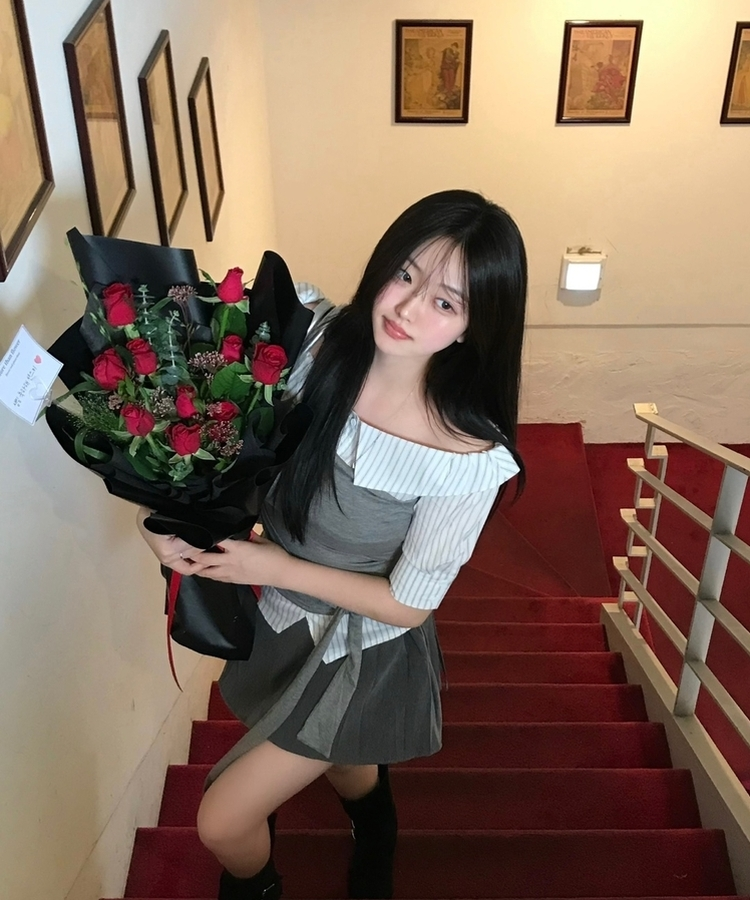 ストライプオフレイヤードシャツブラウス GREY