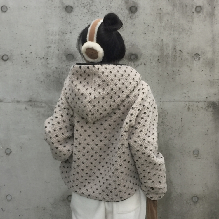스노우볼 후리스 뽀글이 양털 도트 배색 리버시블 양면 후드 오버핏 패딩 점퍼 베이지