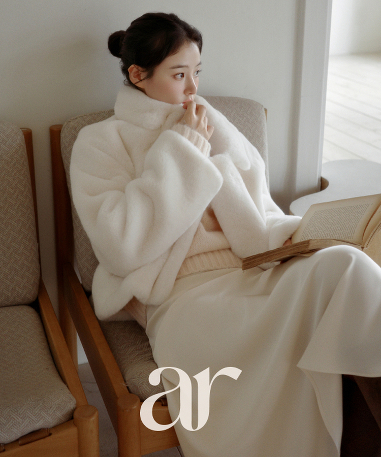 MADE／ブランドクオリティ／毛抜けなし）襟付き 比翼ホック ミニ