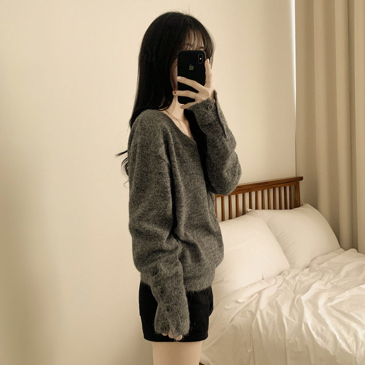 울함유 폭닥 포근 브이넥 소매단추 루즈핏 브이넥 워머 겨울 울니트 그레이
