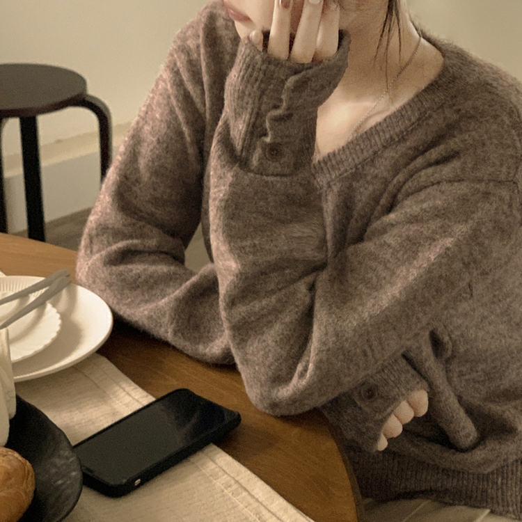 울함유 폭닥 포근 브이넥 소매단추 루즈핏 브이넥 워머 겨울 울니트 브라운