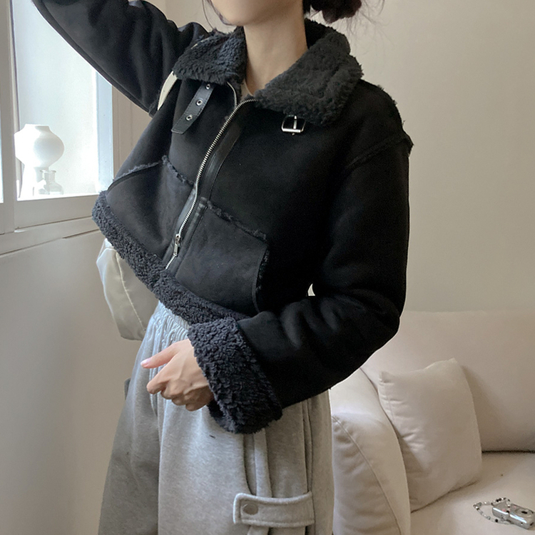 디얼 버클 스웨이드 양털 크롭 무스탕 블랙