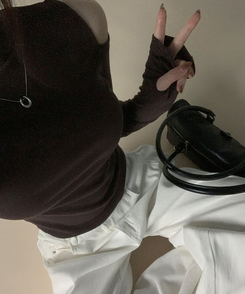 ショルダースリットウォーマーハイネック長袖Tシャツ(5color) BROWN