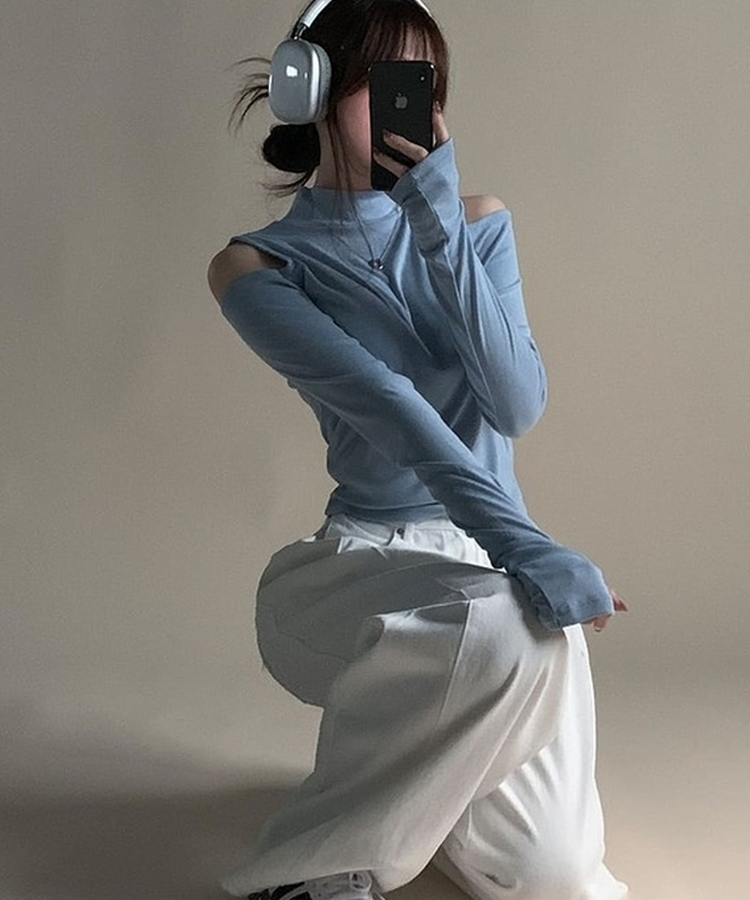 ショルダースリットウォーマーハイネック長袖Tシャツ(5color) SKY BLUE