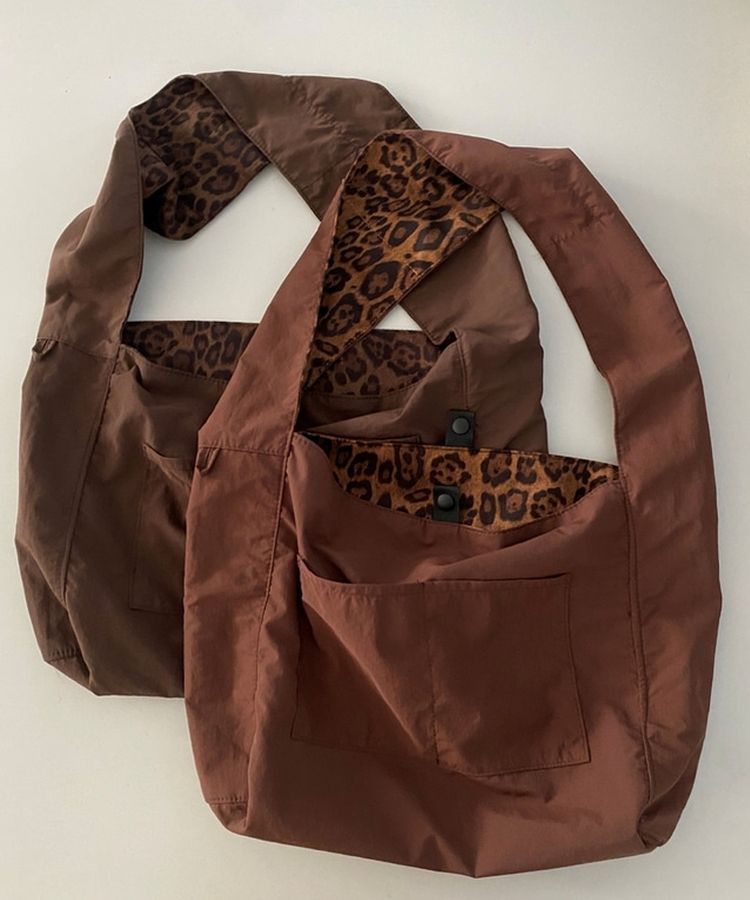 ヒョウ柄ショルダーバッグ
