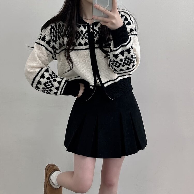 ルーズフィットノルディックニットジップアップ