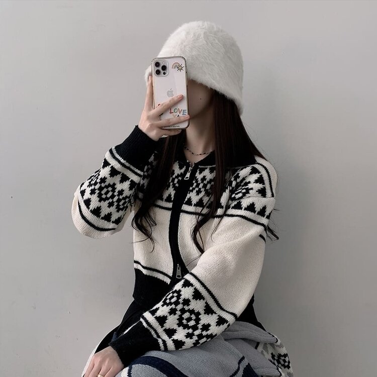 ルーズフィットノルディックニットジップアップ