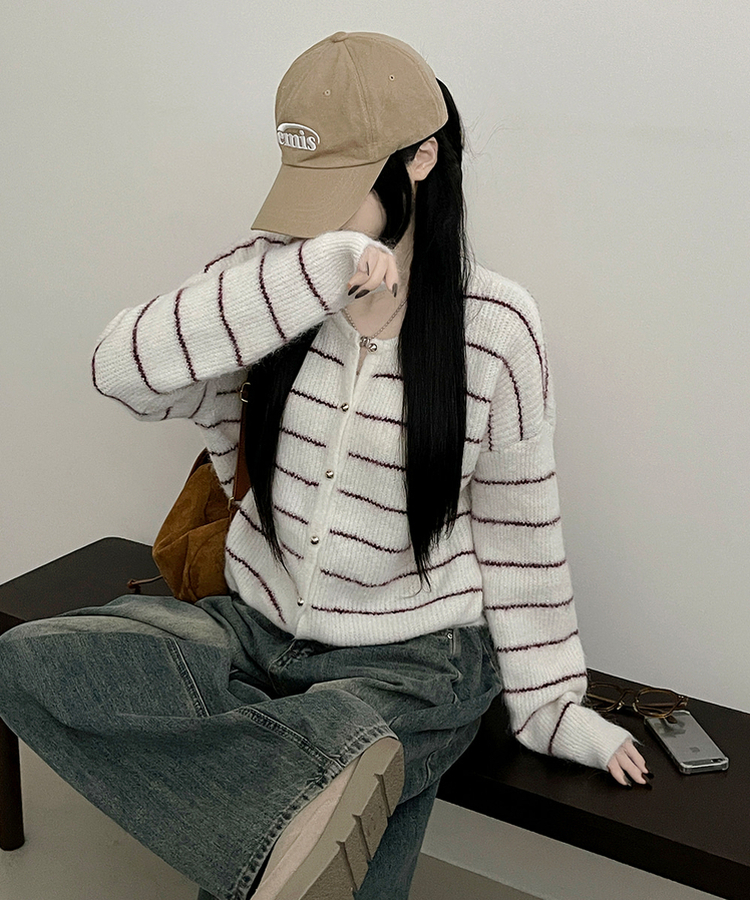ストライプニットカーディガン