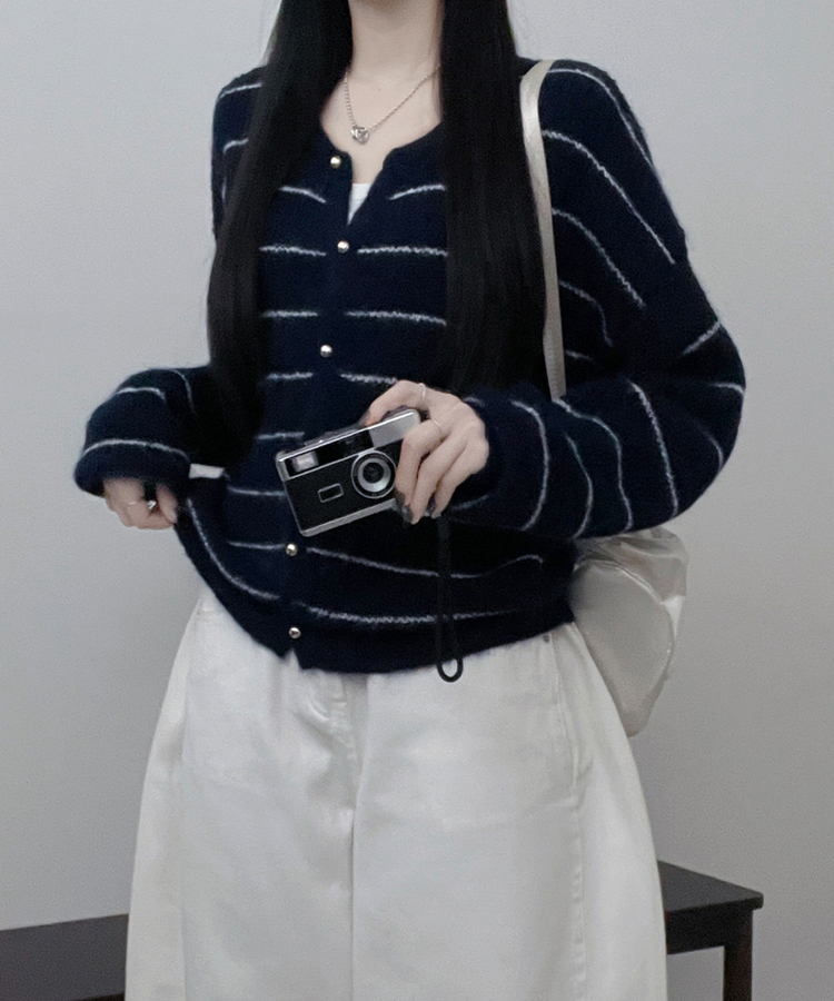 ストライプニットカーディガン