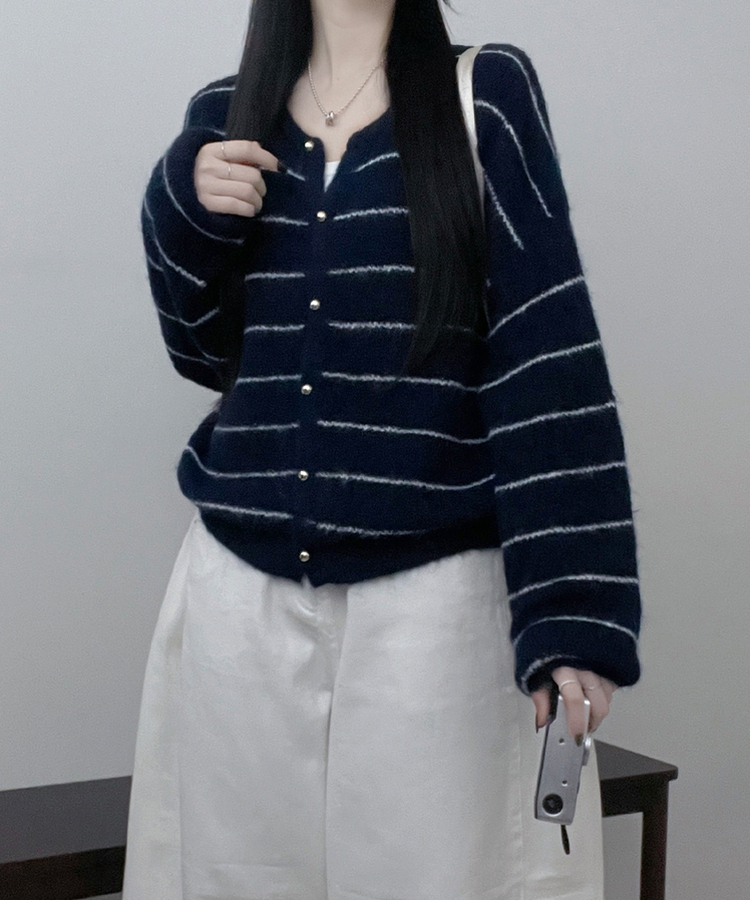 ストライプニットカーディガン