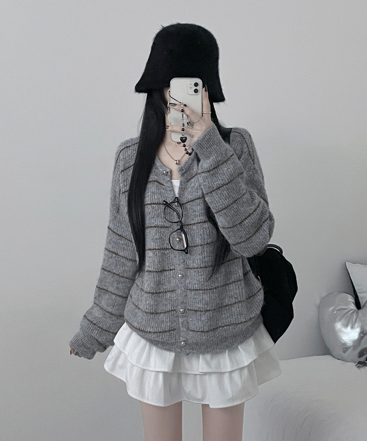 ストライプニットカーディガン