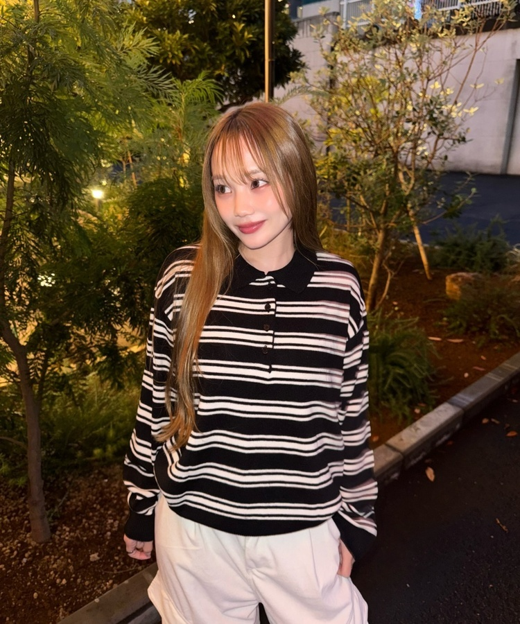 루즈핏 카라 스트라이프 니트 블랙