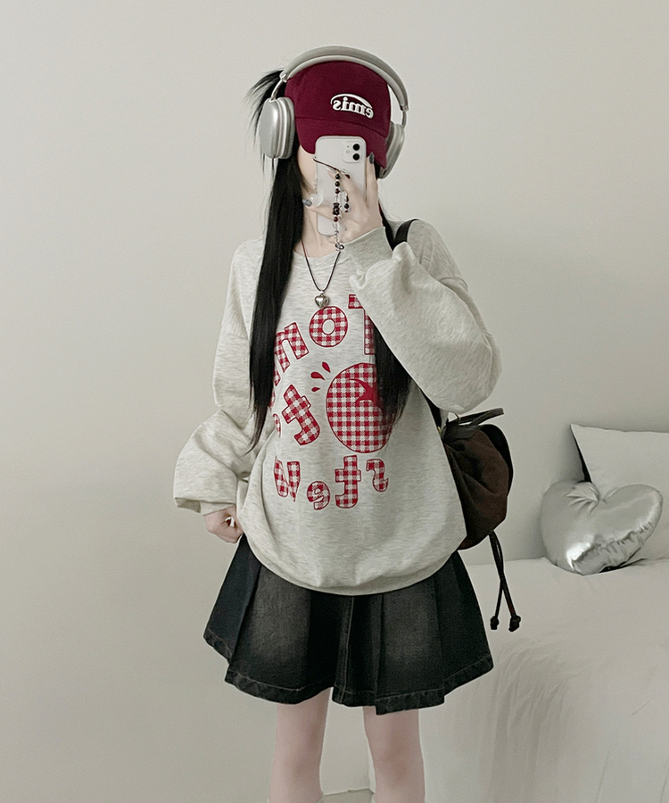 기모버전스윗토마토체크레터링프린팅벌룬박스핏맨투맨 오트밀