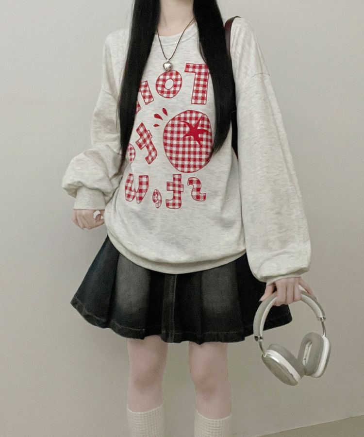 기모버전스윗토마토체크레터링프린팅벌룬박스핏맨투맨 오트밀