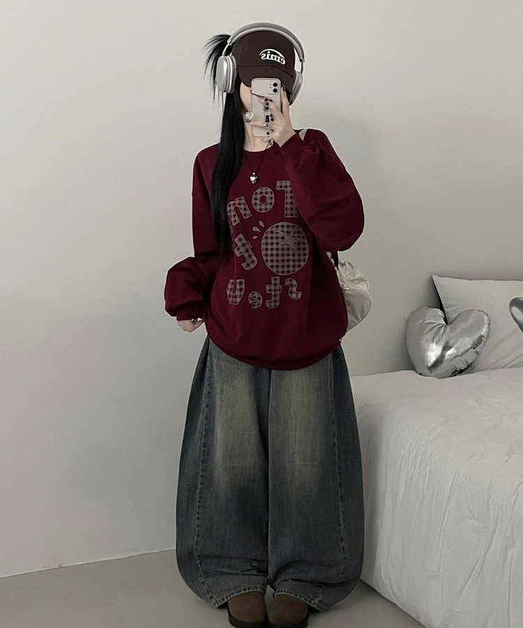 기모버전스윗토마토체크레터링프린팅벌룬박스핏맨투맨 버건디