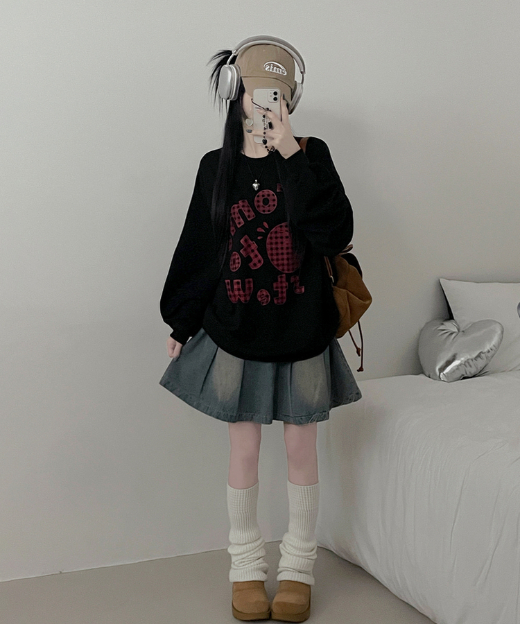 기모버전스윗토마토체크레터링프린팅벌룬박스핏맨투맨 블랙