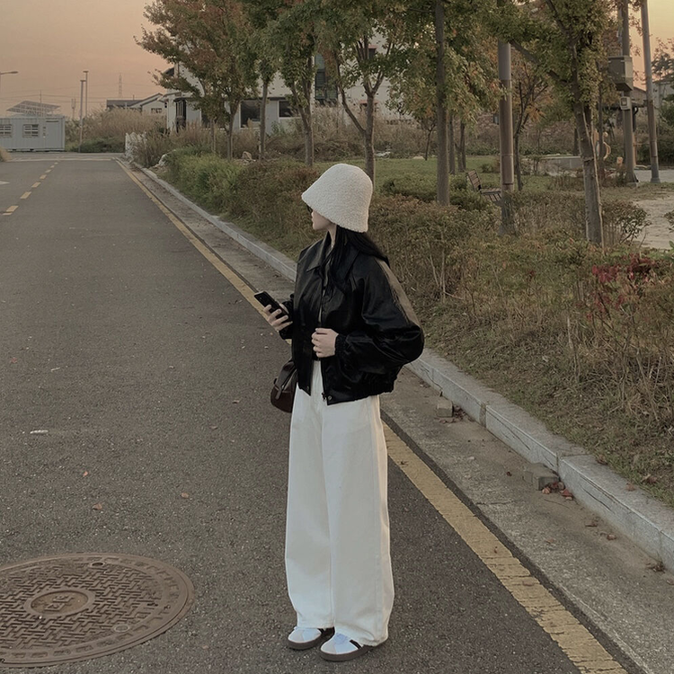 레더 아방핏 겨울 크롭자켓 양털 퍼안감 가죽점퍼 블랙