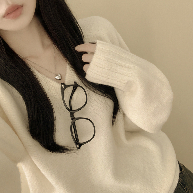 체형커버 아방핏 부드러운 무지 브이넥 나그랑 오버핏 폭닥 겨울니트 넉넉함보장 빅사이즈 화이트