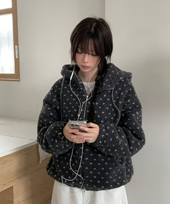 ハートボアフリースフードジャンパー CHARCOAL