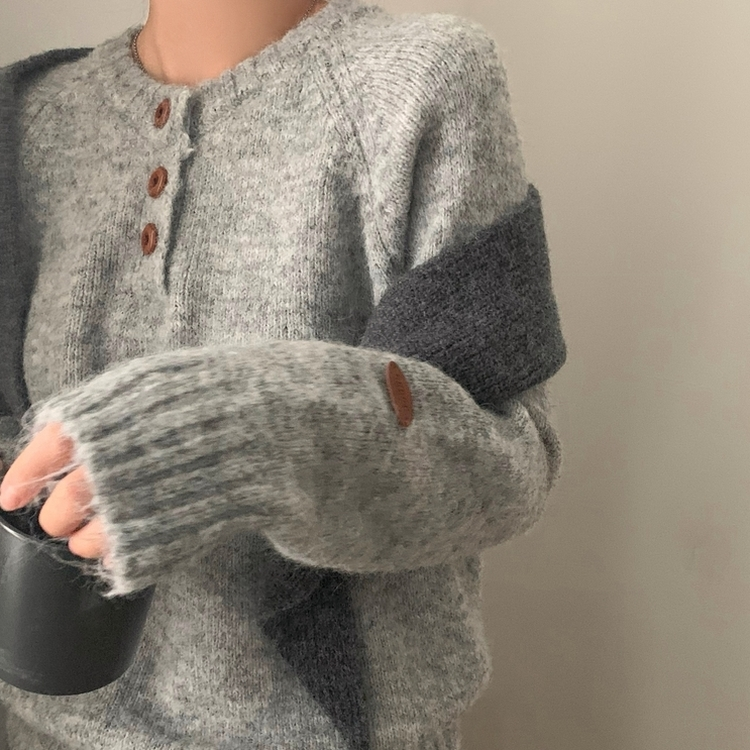 ボカシボタンラウンドウールニット(5color) GREY