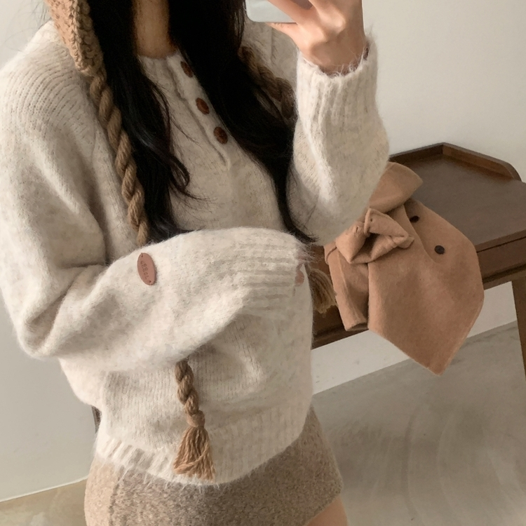 ボカシボタンラウンドウールニット(5color) IVORY