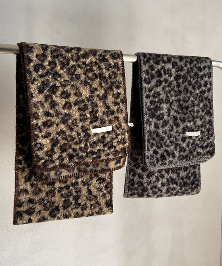 レオパードニットマフラー