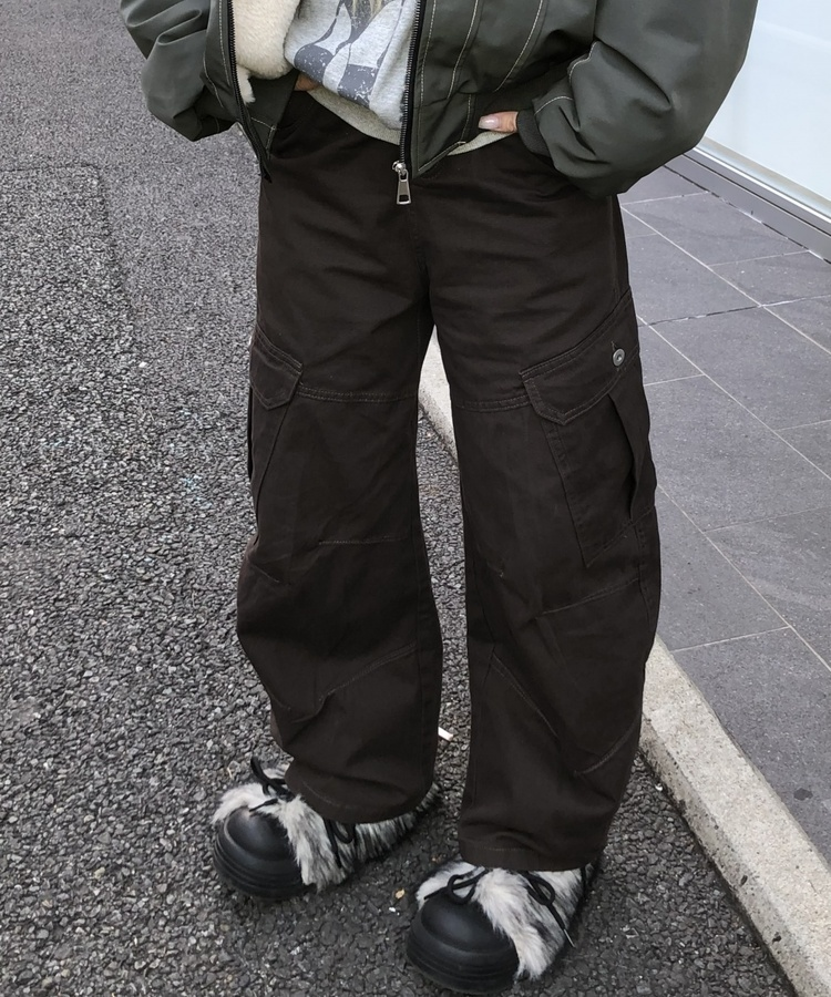 코튼 핀턱 카고 피그먼트 워싱 와이드 팬츠 밤색