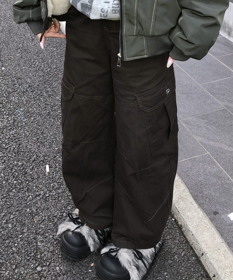 코튼 핀턱 카고 피그먼트 워싱 와이드 팬츠 밤색