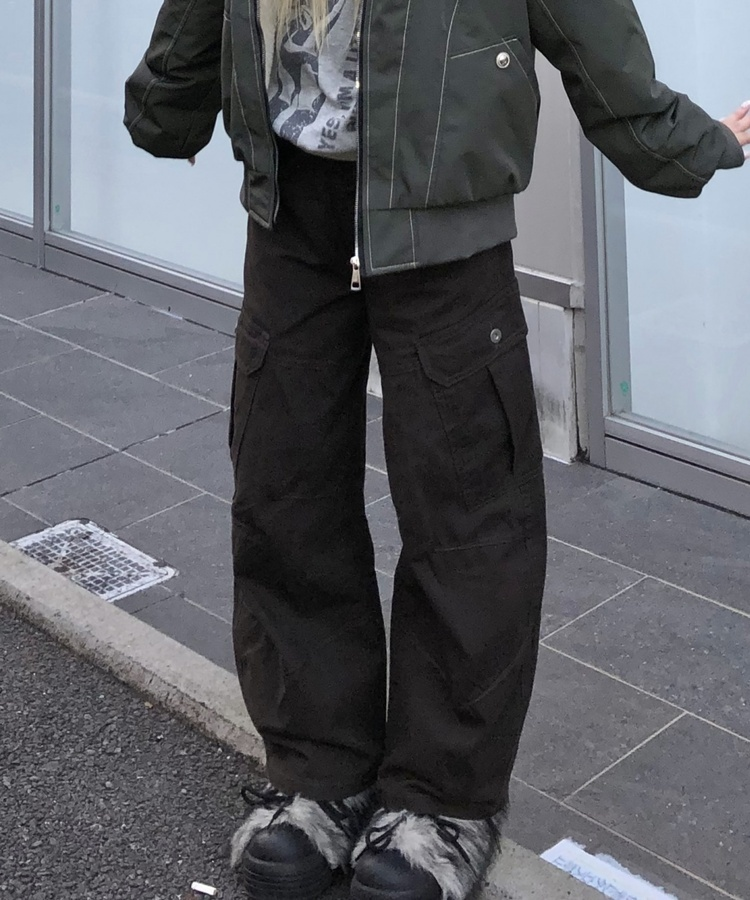 코튼 핀턱 카고 피그먼트 워싱 와이드 팬츠 밤색