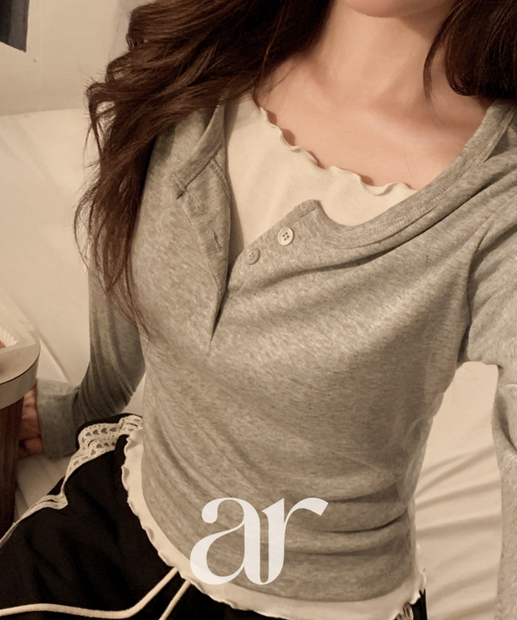 （華奢見えシルエット／レイヤード風♥）   配色ウェーブ レイヤード風 プラケット付きロンT GRAY