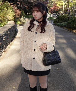 포그니 양털 자켓 코트 베이지