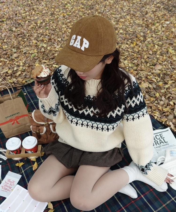 ノルディックラウンドニット IVORY