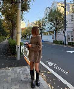 オーバーオフショルダーロングニット BROWN