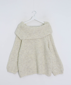 オーバーオフショルダーロングニット