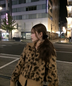 호피 지퍼 가디건 카멜