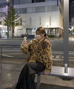 호피 지퍼 가디건 카멜