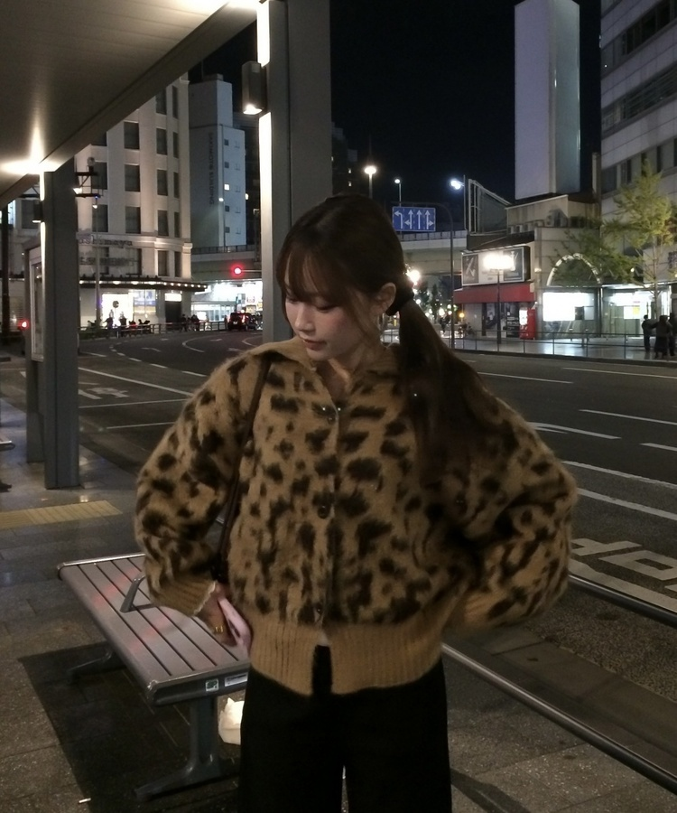 호피 지퍼 가디건 카멜