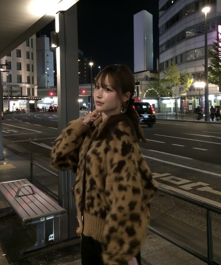 호피 지퍼 가디건 카멜