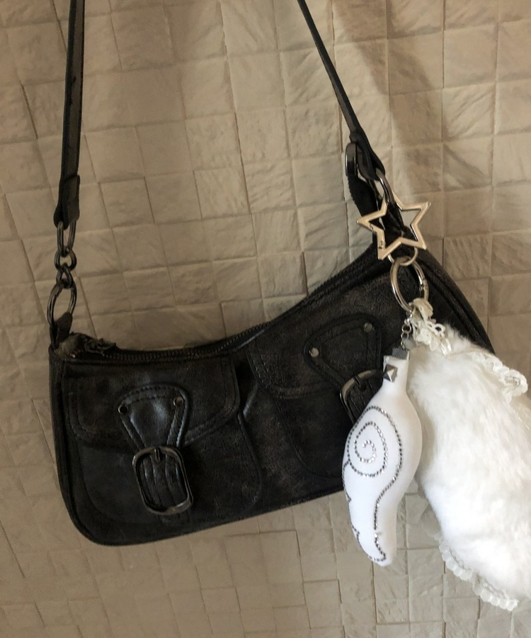 레트로 토드 앞포켓 크로스백 블랙