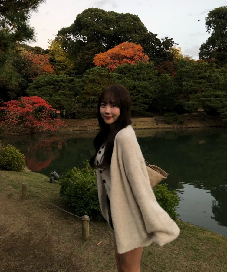 【SET】ロングカーディガン＋ボタンノースリーブトップス IVORY