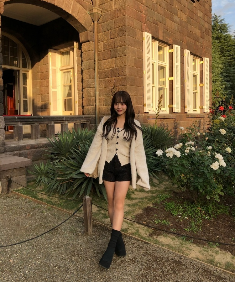 【SET】ロングカーディガン＋ボタンノースリーブトップス IVORY