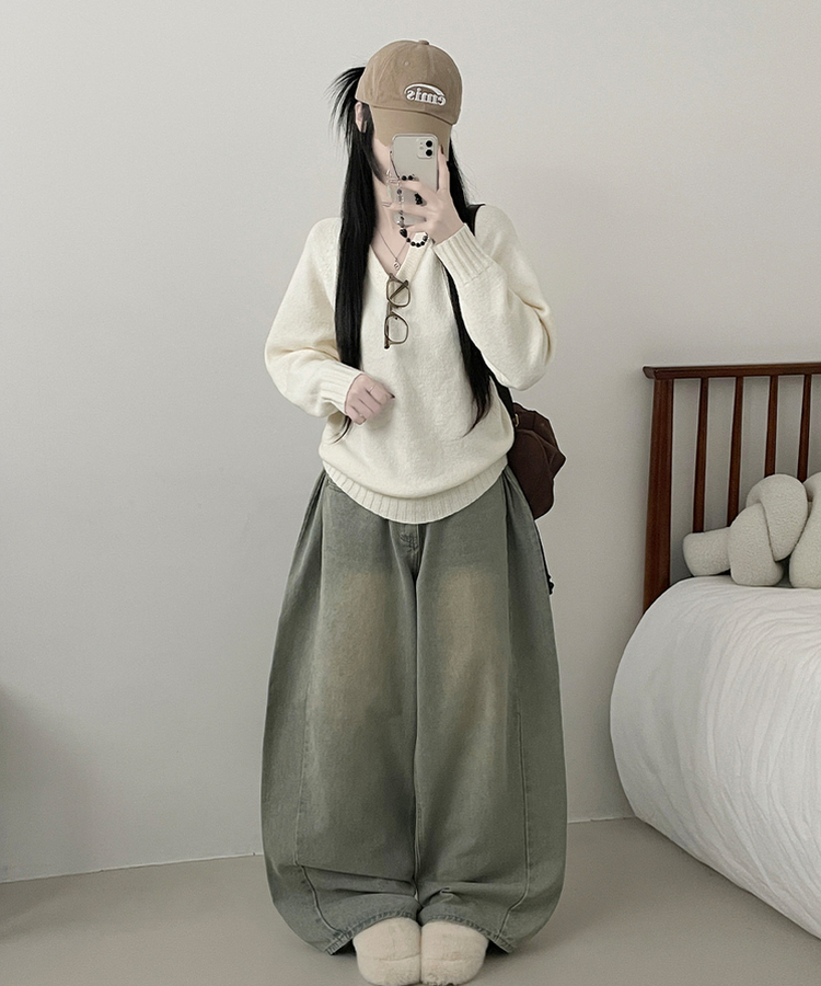 브이넥도톰무지나그랑루즈핏울니트 화이트