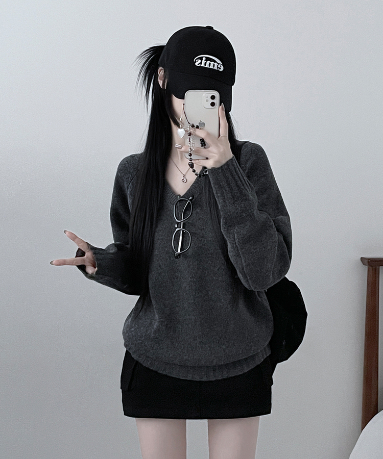 브이넥도톰무지나그랑루즈핏울니트 차콜